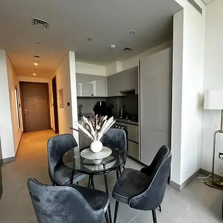 Luxurious 1 Bedroom Burj Khalifa View Dubai Exterior photo