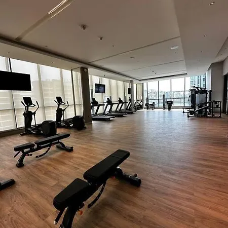Luxurious 1 Bedroom Burj Khalifa View Dubai Exterior photo