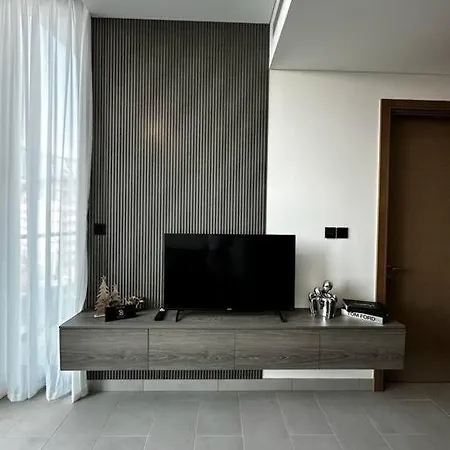 Luxurious 1 Bedroom Burj Khalifa View Dubai Exterior photo